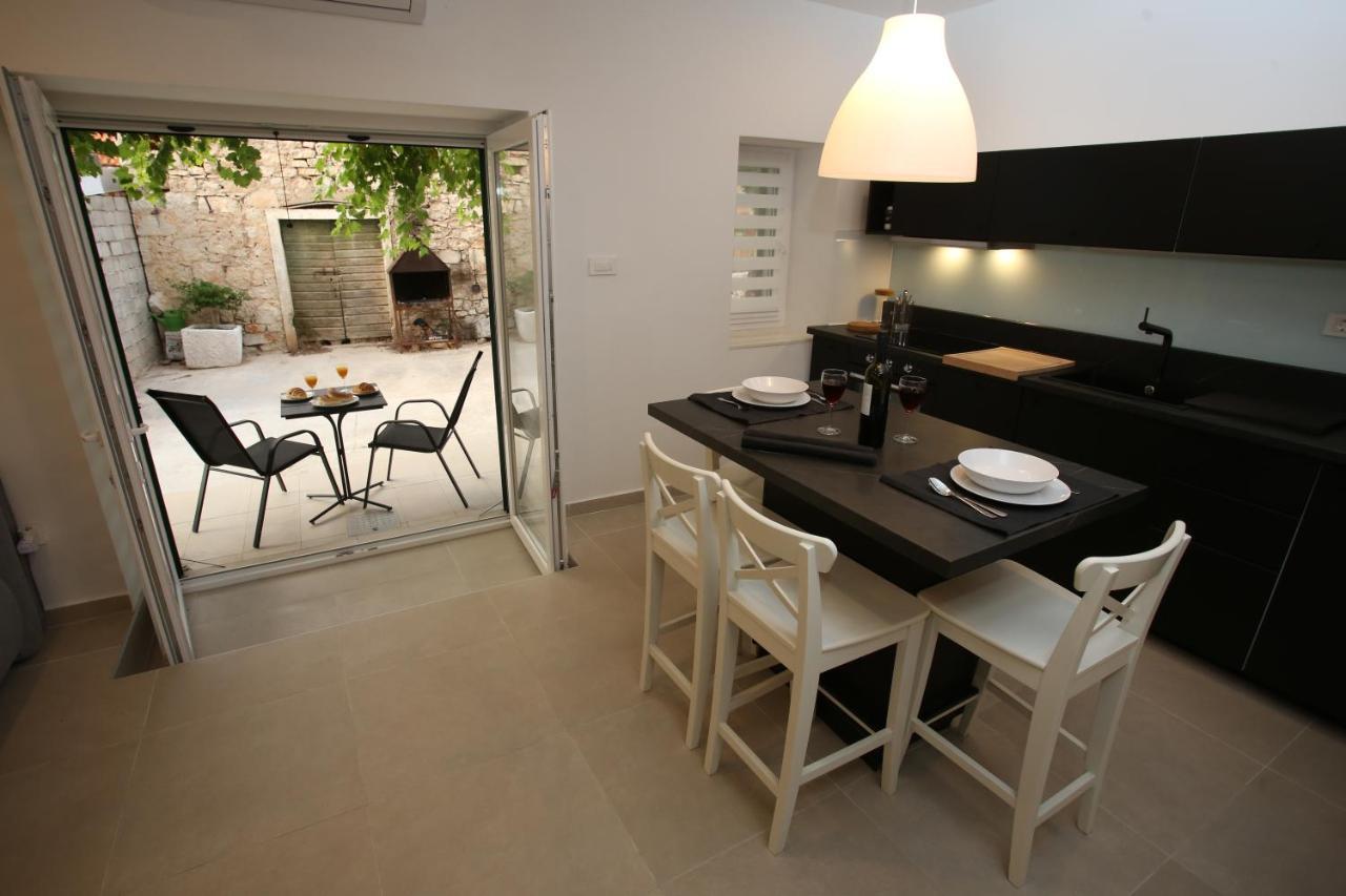 Apartmani Tri Bunje Трибунь Экстерьер фото