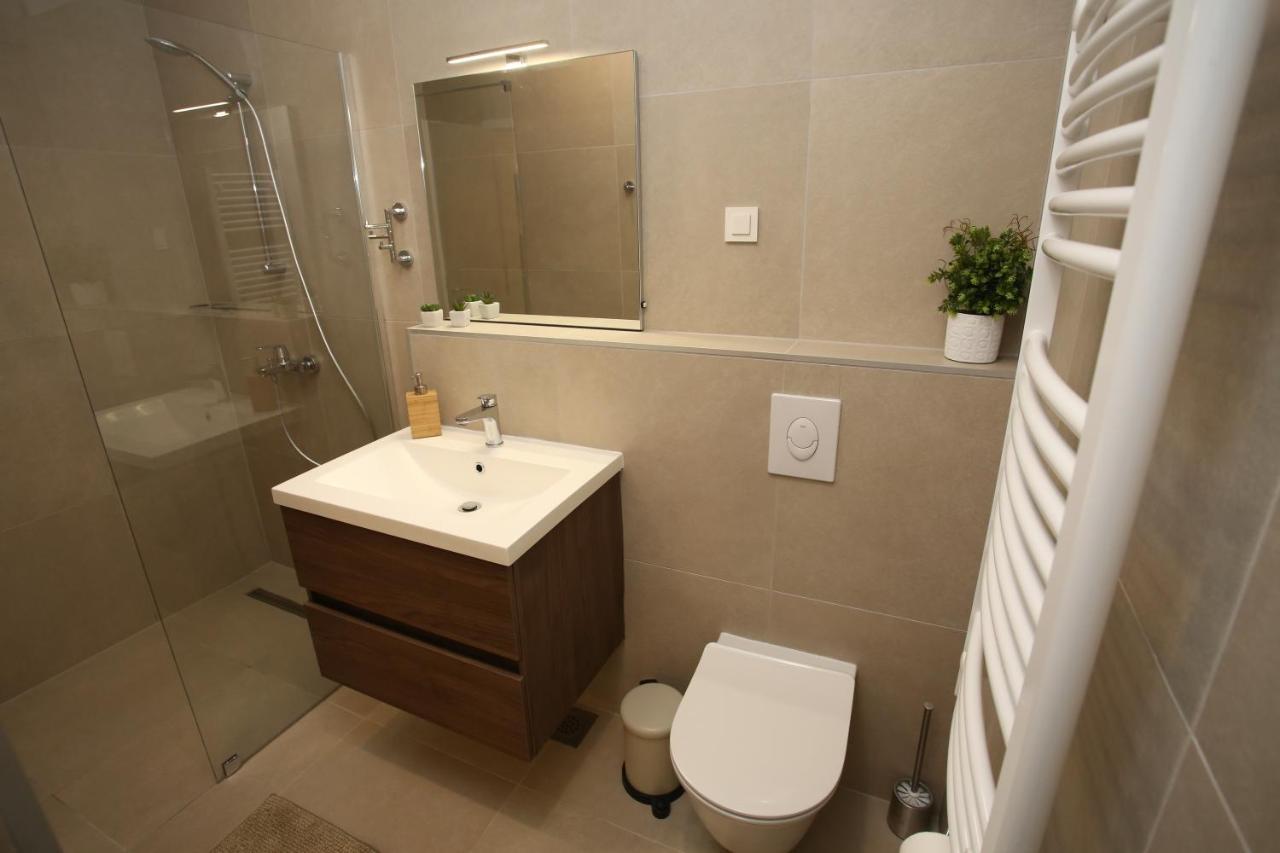 Apartmani Tri Bunje Трибунь Экстерьер фото
